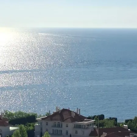 51 Kadorr Sea View *